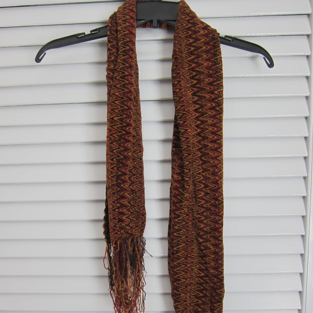 90's Vintage Kenneth Cole New York Chevron Pattern Scarf w/ Fringe